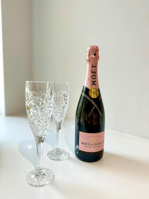 3Br Westbourne Delight - Near Beach & Bournemouth! Екстер'єр фото